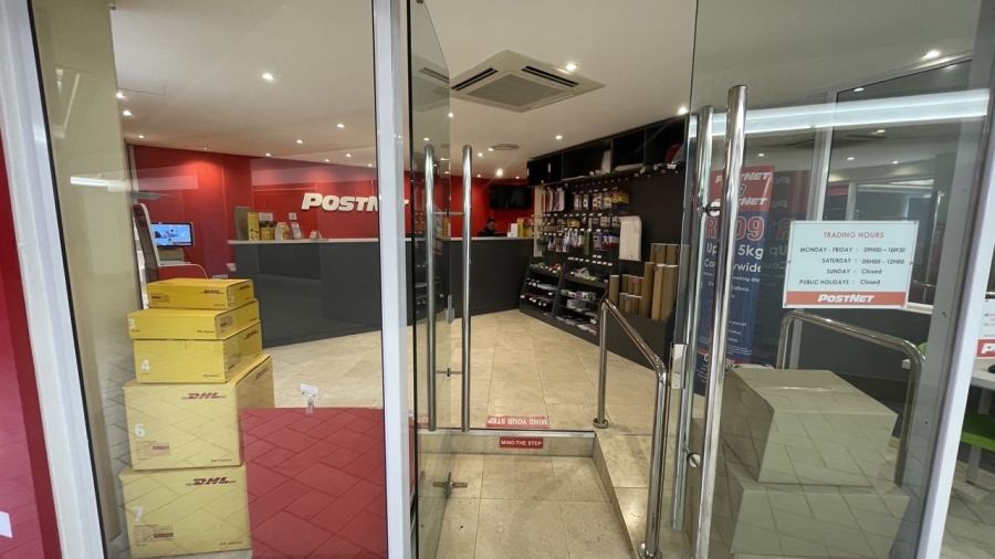 To Let commercial Property for Rent in Camps Bay Western Cape